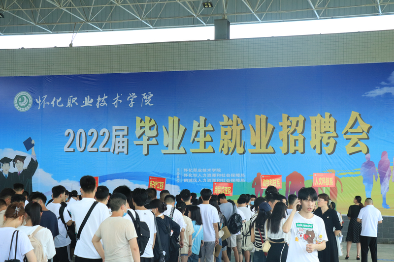 1677029258125074759.jpg IMG_6203.jpg